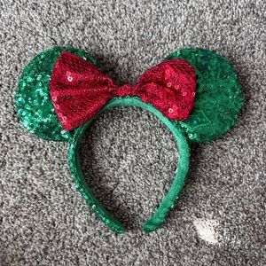 Disney Christmas Minnie Mouse Ears